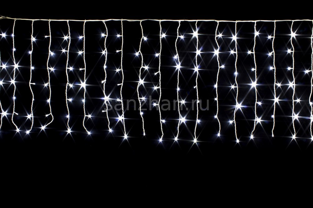 Гирлянда уличная светодиодный занавес "Дождь" 3 х 0,7 метра 209 LED ламп (Холодный Белый с мерцанием)