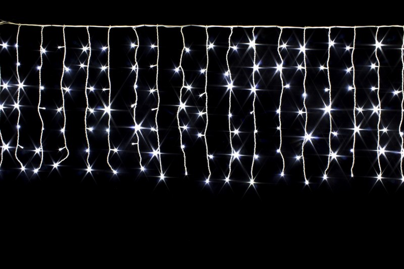 Гирлянда уличная светодиодный занавес "Дождь" 3 х 0,7 метра 209 LED ламп (Холодный Белый с мерцанием)