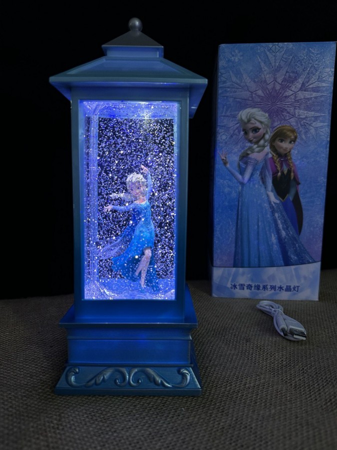 Светильник новогодний музыкальный "Эльза" 27х10 см с гелем и блестками внутри